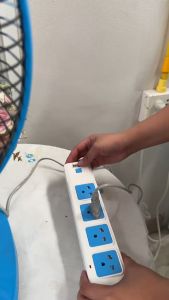 รางปลั๊กไฟ NPV 3 ช่อง 4 ช่อง พร้อมสายไฟ 3 เมตร 3 พิน มอก. สำหรับงานไฟฟ้าและอิเล็กทรอนิกส์