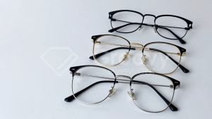 Groovy Eyewear - Kacamata Xena Lensa Photocromic Antiradiasi UV Khusus Mata Normal