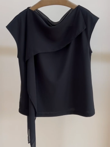 Elegant Black French Style Sleeveless Vest Womens Fashion Slimming Draped Top Commute Straight Cut Silk Summer New Arrival