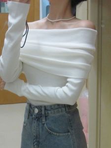 White One-Shoulder Korean Style Knitted Sweater Womens Slim Fit Fashion Inner Shirt Base Top for Autumn 2025 New Arrival