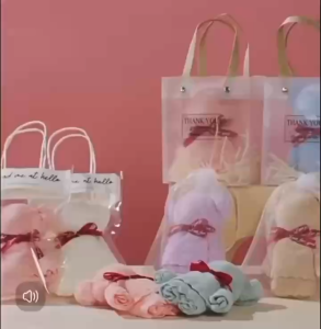 【PH-DIAMOND】Cute Teddy Bear Folded Towel Hand Towel Cotton Face Towel with Free Mesh Bag GIFT