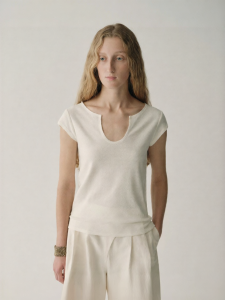 INSIS FEMME | Simple and Elegant U-Neck Linen Cotton Short Sleeve Tshirt