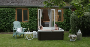 MSPA TRIBECA Luxury Portable Spa - 4-6 Person Premium Hot Tub with 120 Air Jets