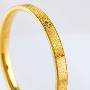 Chow Sang Sang 周生生 999 Gold Cultural Blessings Ancient Coins Motif Bangle for Women & Men(08 Wrist size 15-16cm) 96886K Price-by-Weight 11.22g Gold