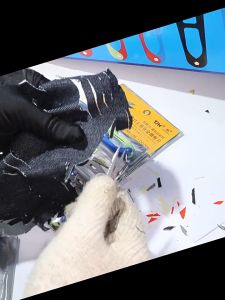 KÉO BẤM CHỈ RĂNG CƯA LOẠI TỐT-Lưỡi Trắng - VỈ GIẤY 12cây/1 vỉ.