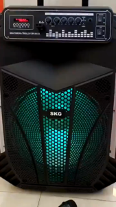 SKG ลำโพงล้อลาก 15 นิ้ว รุ่น AV-351 BT15 6000W ไมค์ลอย=2ตัว ไฟวิบวับ (ปิด-เปิดได้) แถมไมค์ลอย 2อัน มีบลูทูธ ประกัน1 ปี