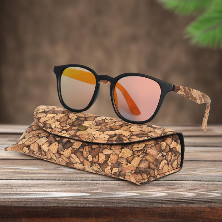 Kenbo%20Square%20Polarized%20Wooden%20Sunglasses%20For%20Men%20Women%20Fashion%20Wood%20Sun%20Glasses%20Design%20UV400%20Bamboo%20Grain%20Eyewear%20With%20Gold%20Case%20-%20Image%202