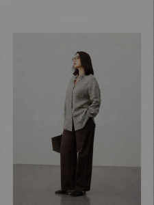 Relaxed Fit Tapered Pants with Side Pockets Intellectual Feel