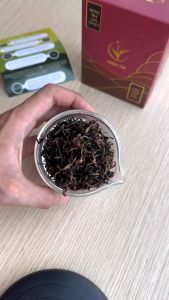 Hồng Trà Shan Tuyết Cổ Thụ Hà Giang Vụ Xuân (1 tôm 1 lá) Hộp Quà Tặng Trà Hảo Hạng Thiện Tài