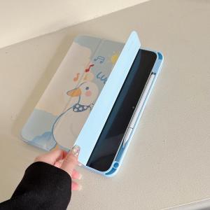 Cute Duck Rotating Stand Case Tri-fold iPad Case With Smart Sleep Feature/Pencil Holder For iPad Air6/Air3/iPad 9.7 (2017 2018)/iPad 10.2/iPad Mini6/Mini7/iPad 10 For Cartoon Lover