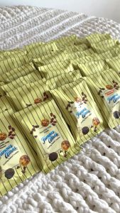 (Borong 50pkts) Famous Amos 25G Cookie Doorgift - Wedding Corporate Premium Party Favor Gift HALAL