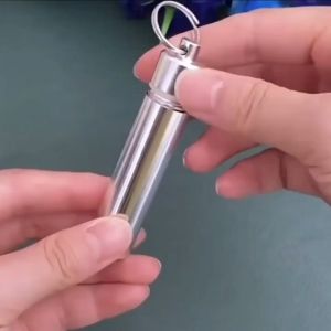 7 Pcs Toothpick Set，Metal Stainless Steel Cleaning Tooth Portable Floss with Storage Tube Toothpick Oral Care Keychain Portable Toothpick Box Holder Environmental Protection Dental Oral Care Kit