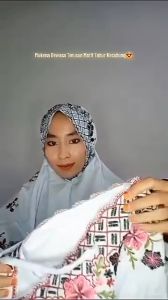 MUKENA TERUSAN DEWASA REMAJA KAIN KATUN POLINO MIKRO SILK PREMIUM PUTIH MOTIF BUNGA DAHLIA MUKENAA RUKUH LAJURAN PANJANG LANGSUNGAN BORDIR KOMPUTER RAPI TELEKUNG RUKOH NYAMAN DIPAKAI LEMBUT LICIN MUKENAH POCONG SANTRI MURA H KUALI T AS PREMIUM