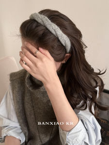Fashionable Plush Hairband & High Forehead Pressing Hair Clip: A Versatile Autumn Winter Hair Accessory