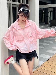 Lightweight Summer New Womens Outdoor Casual Loose Design Hat Sun Protection Clothes with Pockets Short Sporty Style Top