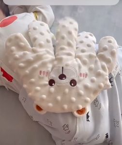 ทารกแรกเกิด หมอนมือกันสะดุ้ง ปลอบประโลม ให้ความรู้สึกปลอดภัย ด้านถั่วแดง น้ำหนักเพียง(300g) เปรียบเสมือนฝ่ามือแม่ สำหรับเด็กตั้งแต่ ของเล่นเด็ก