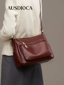 Fashionable Soft Leather Mom Bag Crossbody Shoulder Bag for Middle-Aged Women Casual Zipper Closure Wear Resistant Pure Color