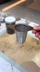 Lọc Trà Inox 304 Có Nắp Và Dây Xích – Dụng Cụ Pha Trà Lọc Thảo Mộc Hầm Súp Dễ Dùng Bền Đẹp