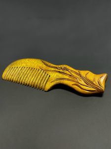Luxurious Carved Golden Silk Camphor Wood Hair Comb Gift from Ancient Shu Divine Wood Chinese Style Wedding Gift Elegant Hair Care