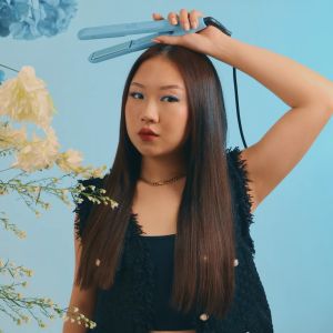 Repit Blueming Straightener in Powder Blue / Catokan Pelurus Rambut