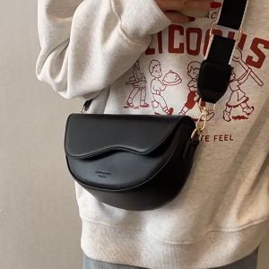 Women Sling Bag Retro Simple Shoulder Crossbody Bag Leather PU Handbag Beg Saddle Bag Sling Bag