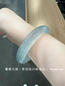 High Quality Ice Jadeite Jade Blue Water-Foam Jade Bracelet Ice Blue Agate Chalcedony Bracelet Female Emerald Quartz Rock Jade Gift
