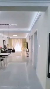 Lis PVC Plafon – Drop Tutup Sambung Motif Kayu & Putih Modern Minimalis