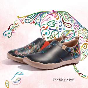 UIN ToledoⅠWomens Art Painted PU Leather Travel Shoes Slip On Loafers Comfort Lightweight Sneakers