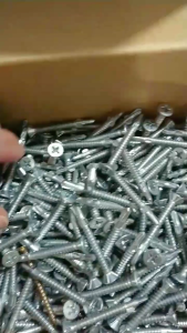 🔩 4.2 × 28mm SELF-DRILLING SCREW-High-quality self-drilling screw designed for convenient and secure fastening. Features a sharp drill-point tip that helps penetrate compatible metal materials and a Phillips head for easy installation.