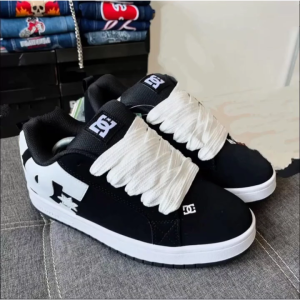 READY STOCK!! sepatu DC court graffic premium termurah bisa cod sepatu sekolah kuliah Viral bisa cod