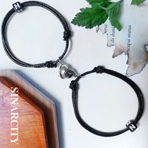 SC Gelang Magnet Love Tali Korea Huruf Kotak Hitam | COD | Gelang Magnet Love Couple | Gelang Magnet Love Inisial | Huruf Kirim Chat Seller | Ready Huruf A-Z | Gelang Love Magnet | Gelang Love | Inisial Love | Gelang Magnet Love 2 Inisial Tali 15mm |Love