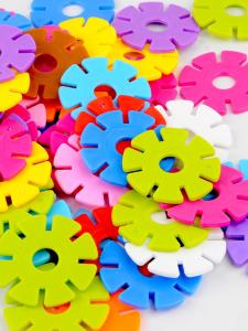 Large Snowflake Block Building Toys Educational Playsets for Boys And Girls Kindergarten Children 3-14 Years Old Suitable