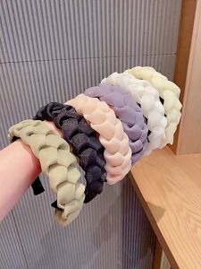Korean Style Braided Yarn Headband Elegant Hair Accessories Wide-brimmed Sponge Fashion Hair Band