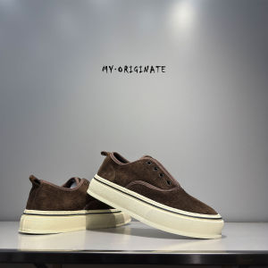 Leather Mens Low-Top Casual Shoes with Fleece Vintage Japanese Style Versatile Thick Bottom Slip-On Autumn Mens Footwear