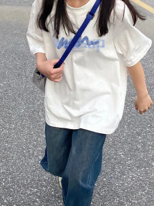 Wassup ฤดูร้อน สไตล์ใหม่ หลวม เสื้อยืดแขนสั้นคอกลมพอดีผู้หญิง ลำลอง รูปแบบสร้างสรรค์ที่สะดวกสบาย ผ้าฝ้าย เสื้อท่อนบน