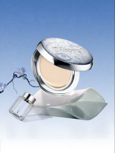 DIROVO | Porcelain-Styled Long-lasting Concealing Oil-Control Cushion BB Cream