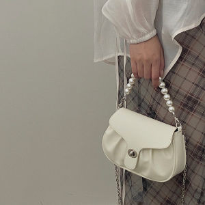 IELGY Women's Mini Party Bag 2023: Soft Belt & Pearl Chain
