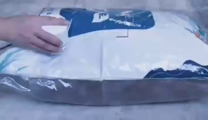 Máy Hút Chân Không Tự Động Cho Túi Quần Áo - Động Cơ Bền Nhỏ Gọn Hút Mạnh Tiết Kiệm Không Gian