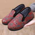 Old Beijing Cotton Shoes Women's Winter Warm Boot Thickened Anti-slip Soft Bottom Casual Shoes for Middle-aged And Elderly. 