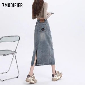 7.Modifier | Chân Váy Dài Denim Kiểu A-Line và Chì Phong Cách Gọn Gàng