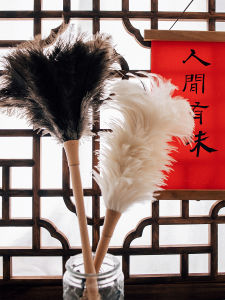 Half Home Artistic Ostrich Feather Duster Non-Shedding for Home And Car Use Elm Wood Handle Dust Cleaning Tool for Living Room