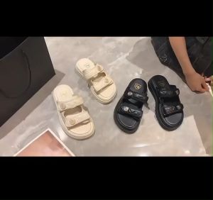 one for all พร้อมส่งจากไทย รุ่นฮิตTX477 รองเท้าแตะส้นตึก 4cm หนังPU นุ่ม สถานที่กระชับรูปแบบ รองเท้าสฝ พื้นหนาสไตล์ผู้หญิงน่ารัก