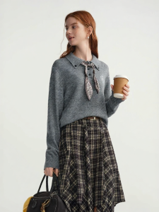 DUSHU | Plus Size Silk Scarf Decorated Polo Neck Knit Sweater