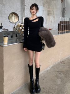 เซ็กซี่ ถักสั้น เดรสรัดรูป เดรส Hollow Out พรางหุ่น ผู้หญิง แฟชั่น ฤดูใบไม้ร่วง ฤดูหนาว เสื้อตัวในสูง เอว แขนยาว กระโปรง