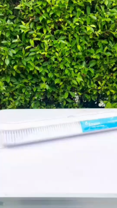 แปรงไนล่อน ด้ามพลาสติก ขนาด 18 นิ้ว ยี่ห้อ Emaux - ขนาดเล็กด้าน สำหรับนักการแบ่ง