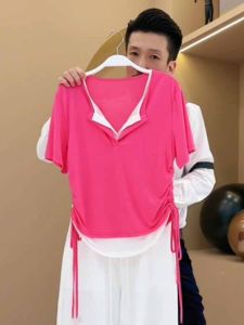 Áo Thun Nữ Tay Ngắn Cổ Chữ V Thời Trang Màu Khối Thiết Kế Dây Rút Ôm Vừa Vặn Mùa Hè Mới Độc Đáo Áo Thun Polyester Thường Ngày