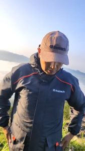 THOBACH-JAKET WATERPROOF LAWU JAKET OUTDOOR PRIA WANITA JAKET HIKING