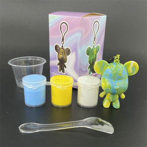 DIY Stress Relief Fluid Bear Keychain