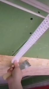 Corner Inner Bead PVC UPVC Pembentuk Sudutan Siku Dinding Model Bentuk Roll Lebih Praktis 1 Roll Panjang 40 Meter