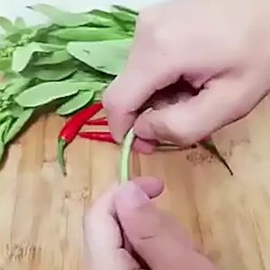 ZEO Silicone Thumb Knife Fruit & Vegetable Tools Thumb Cutter Kitchen Gadget Garden Gloves